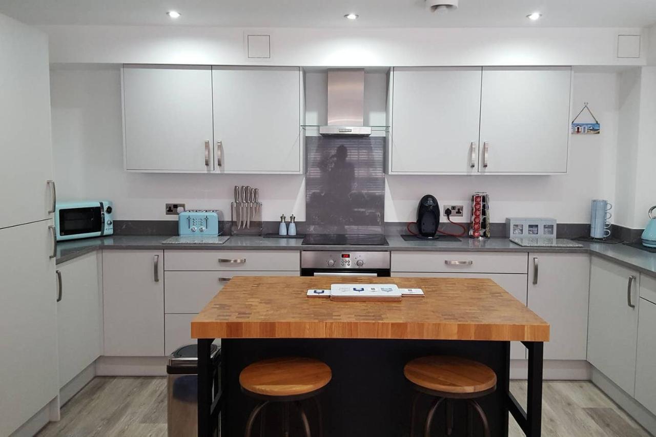 Margate Mews 150M From Sea Front And Dreamland Apartment ภายนอก รูปภาพ